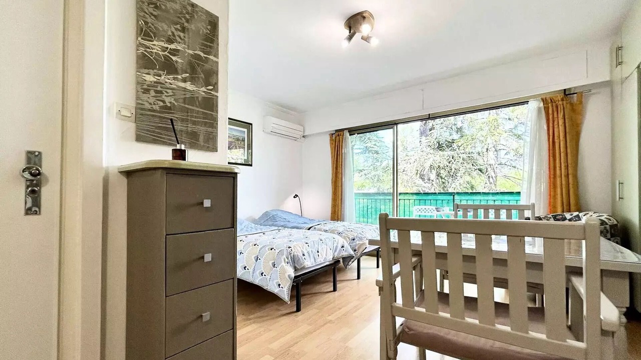 Photo of Bedroom in Greoux-les-Bains