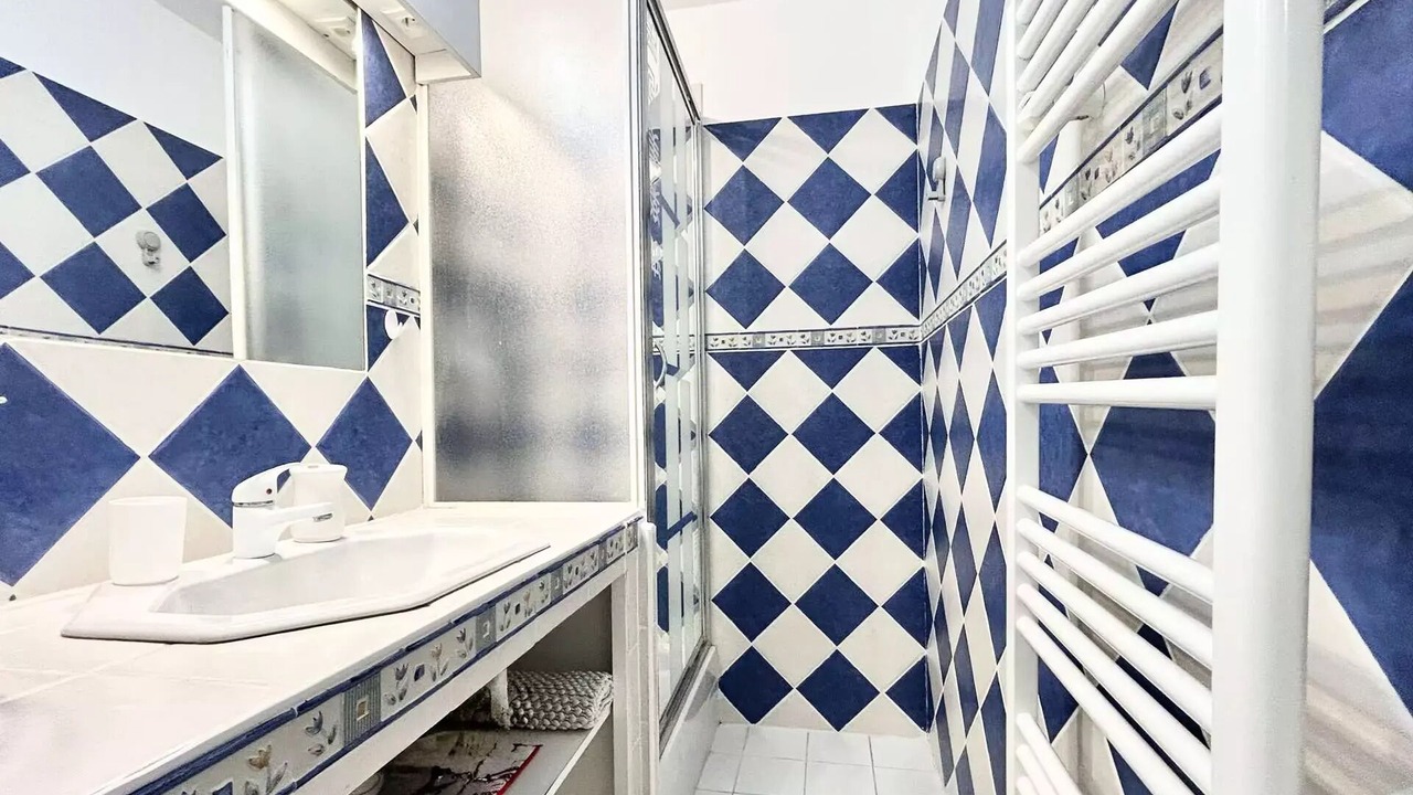 Photo of Bathroom in Greoux-les-Bains