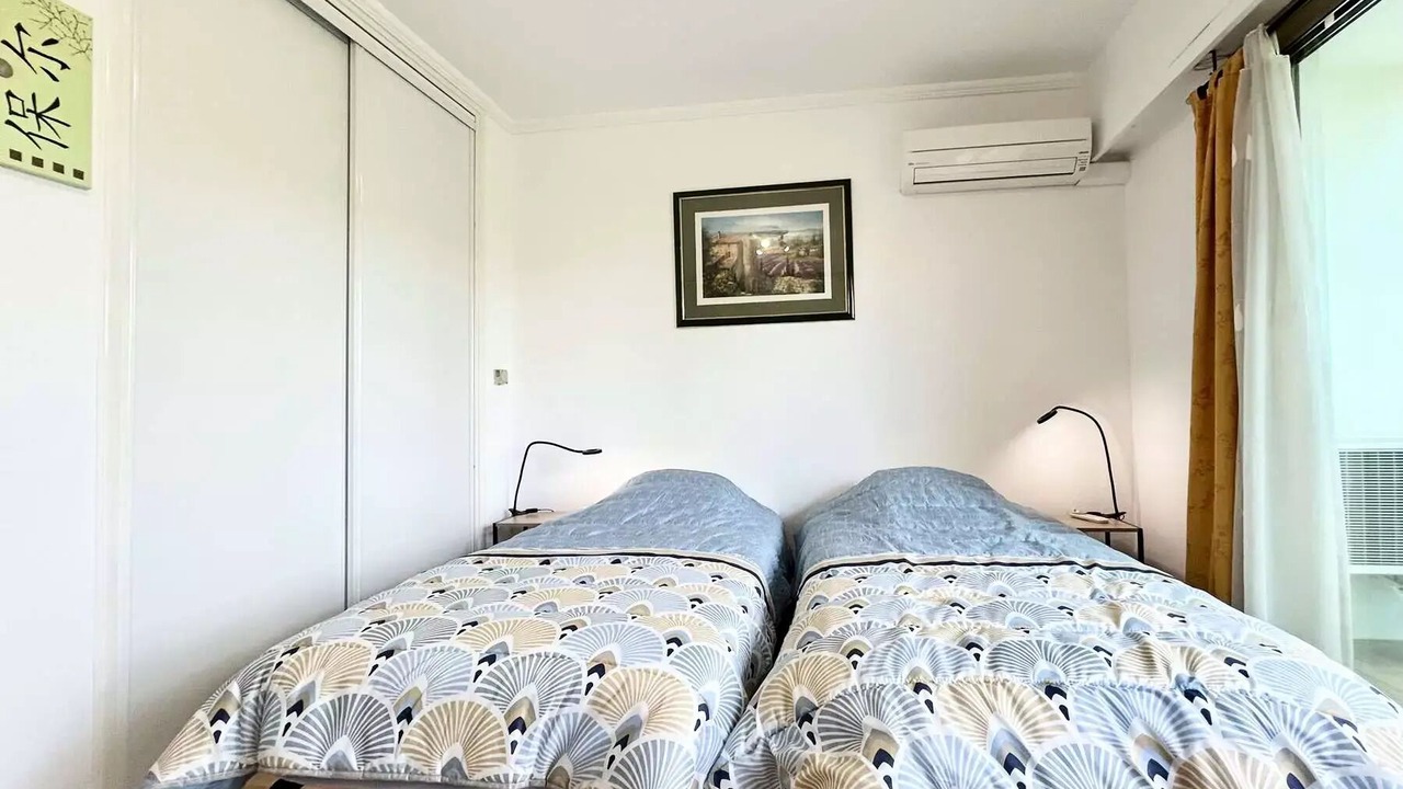 Photo of Bedroom in Greoux-les-Bains