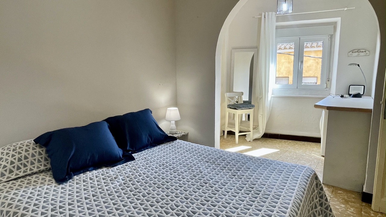 Photo of Bedroom in Pals