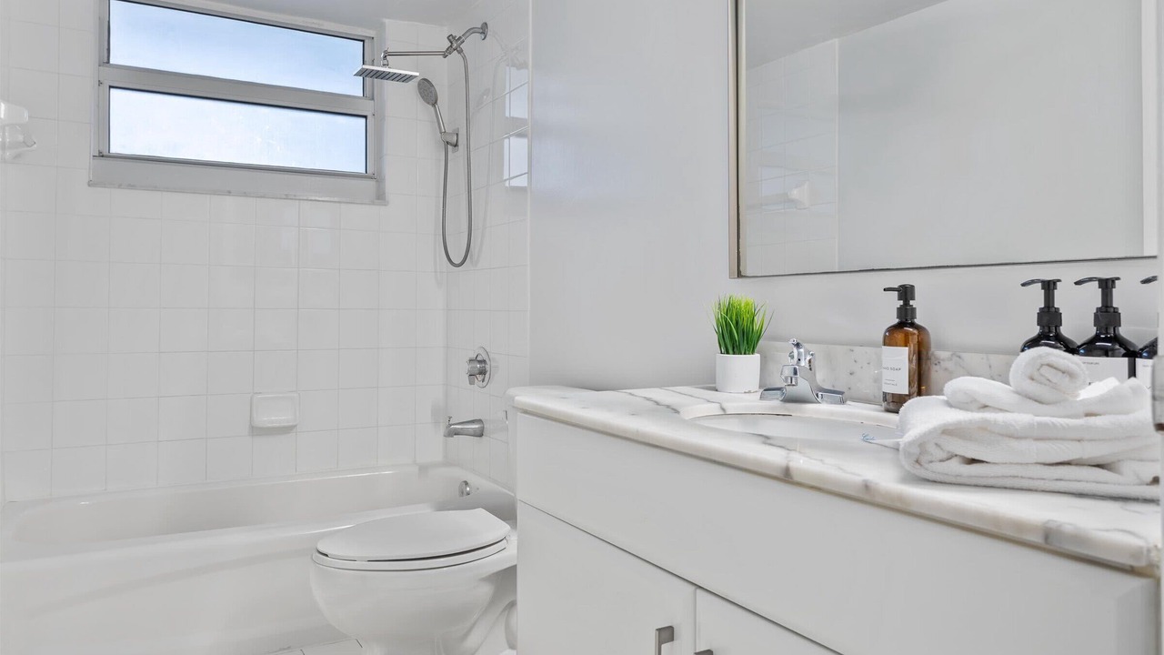 Photo of Bathroom in Brickell