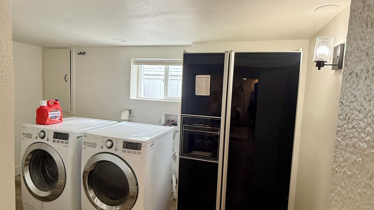 Photo of Others in Fauntleroy