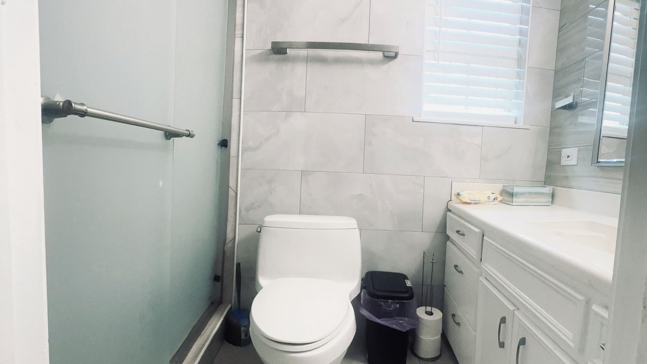 Photo of Bathroom in El Lago