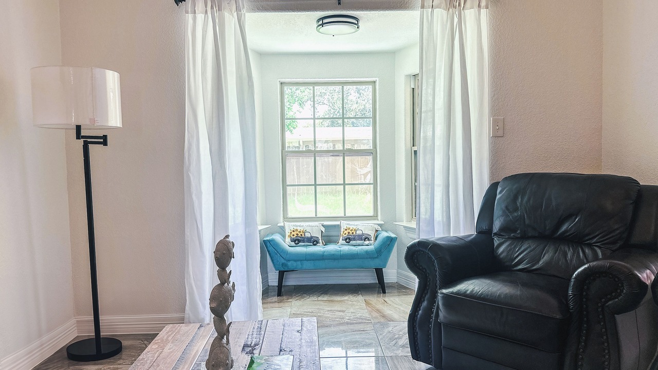Photo of Livingroom in El Lago