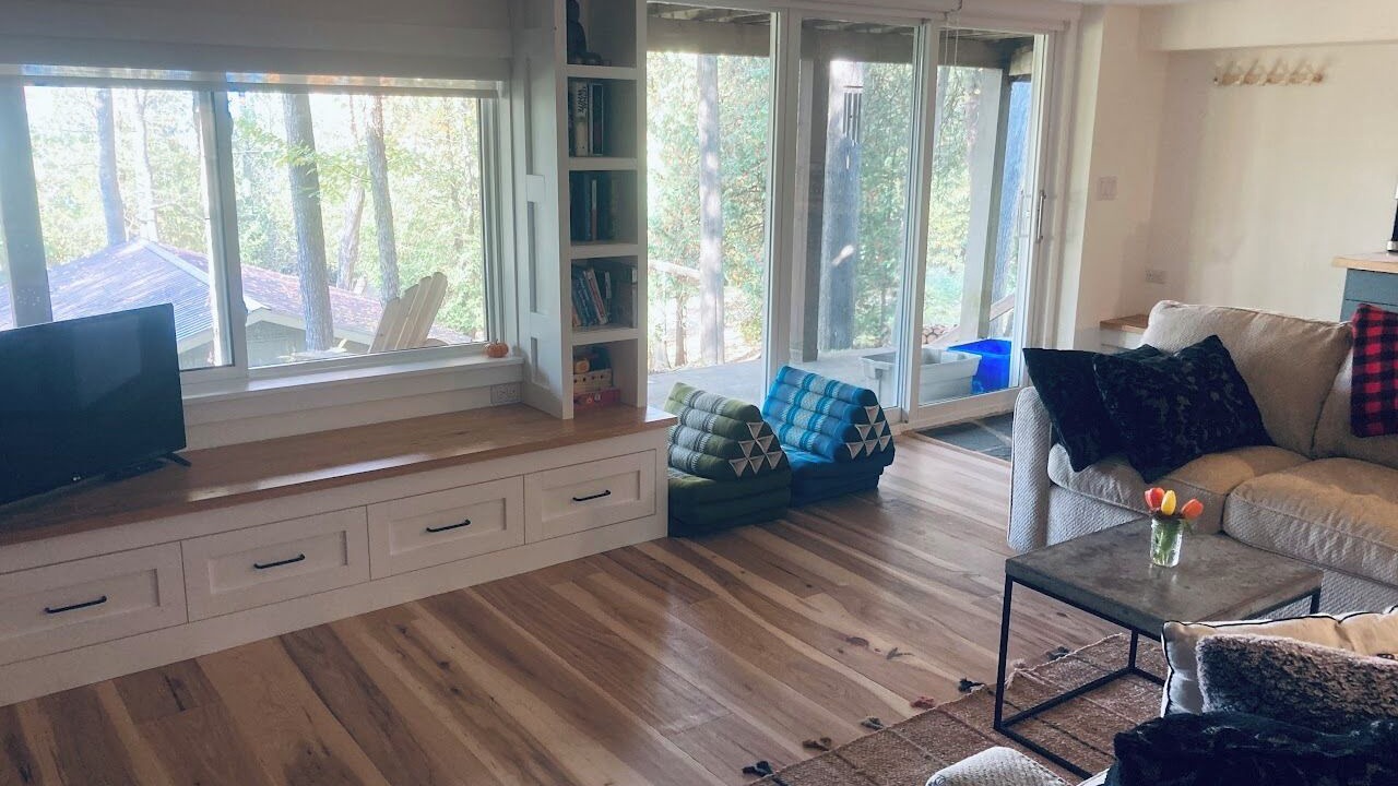 Photo of Livingroom in Colpoys Bay