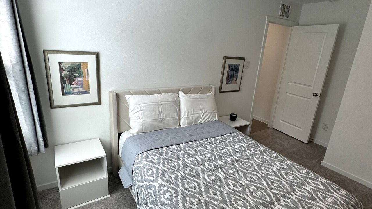 Photo of Bedroom in Dallas County