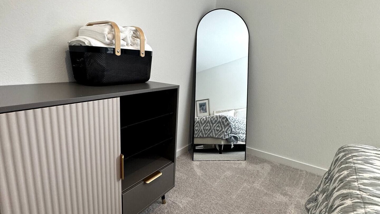 Photo of Bedroom in Dallas County