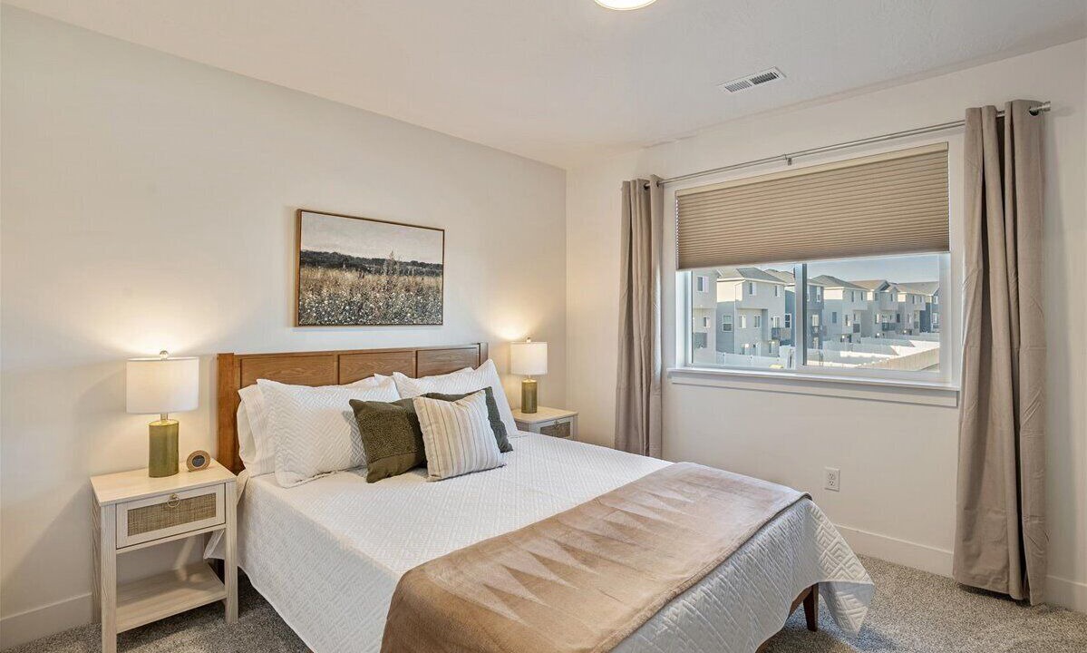 Photo of Bedroom in Eagle Mountain