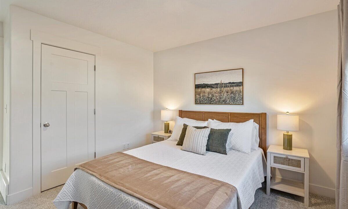 Photo of Bedroom in Eagle Mountain