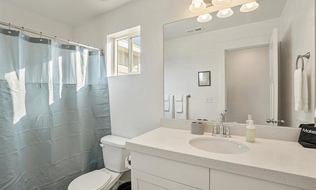 Photo of Bathroom in Eagle Mountain