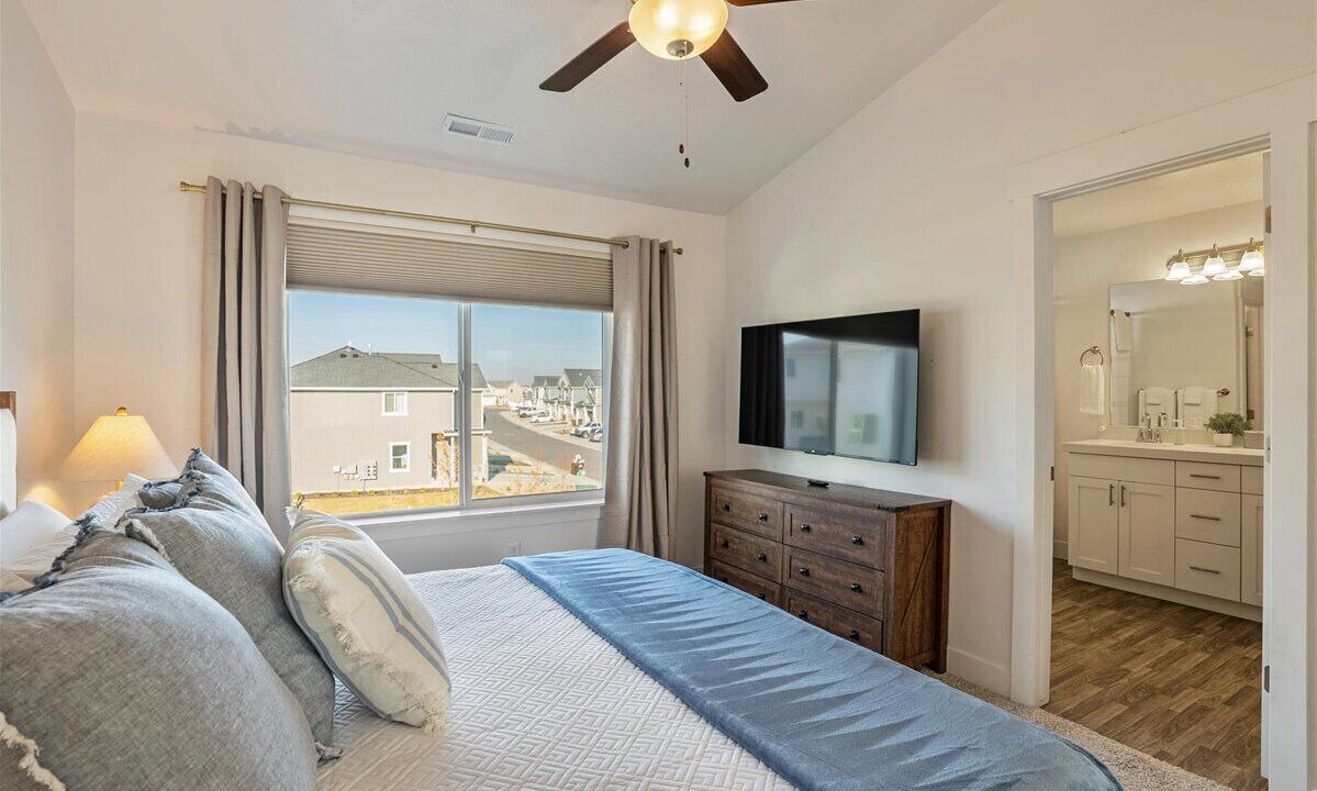 Photo of Bedroom in Eagle Mountain
