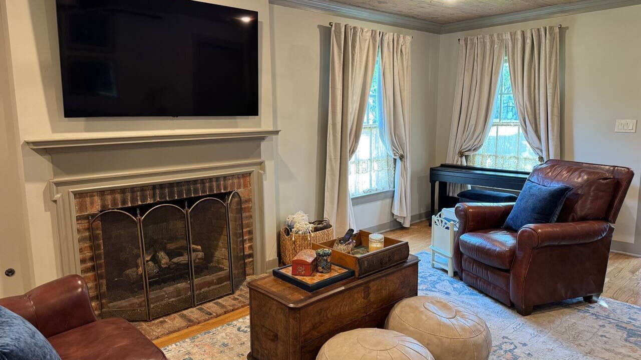 Photo of Livingroom in Bryan
