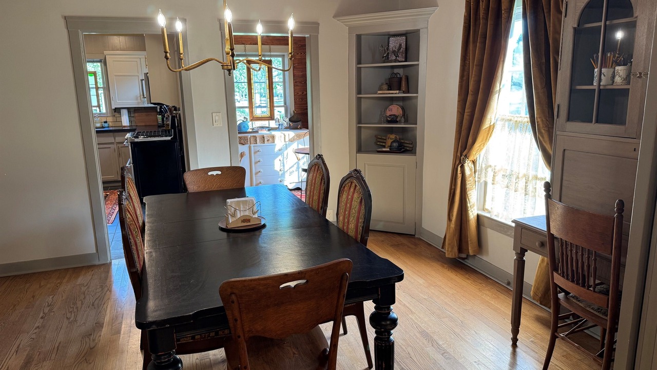 Photo of Livingroom in Bryan