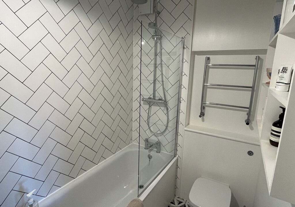 Photo of Bathroom in Lee