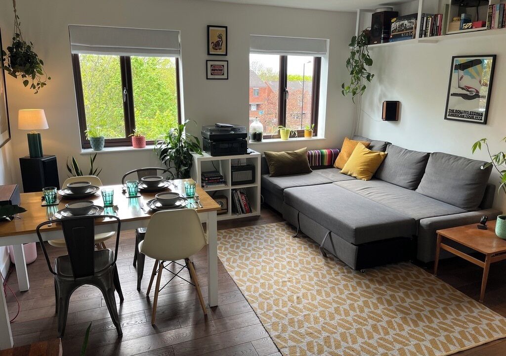 Photo of Livingroom in Lee