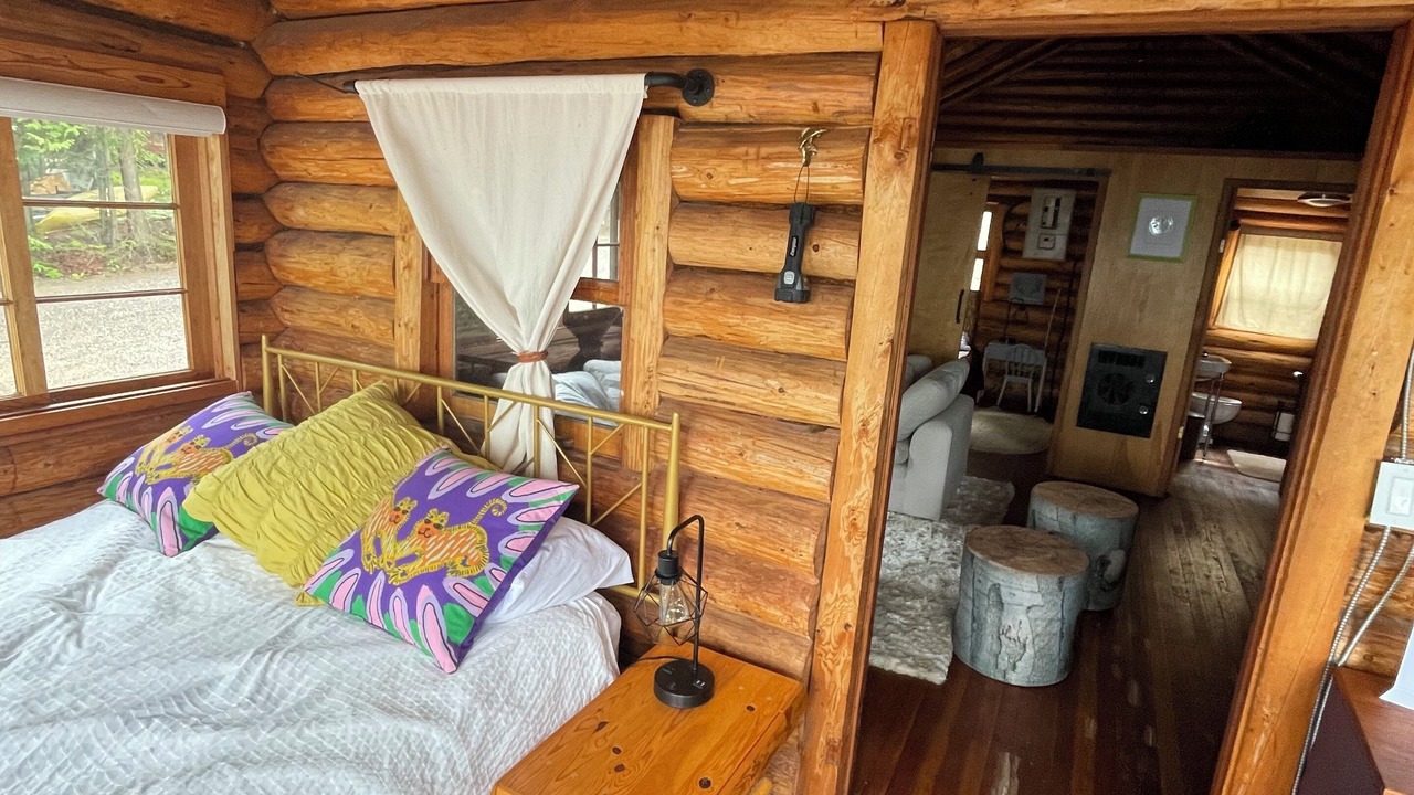 Photo of Bedroom in Eagle River