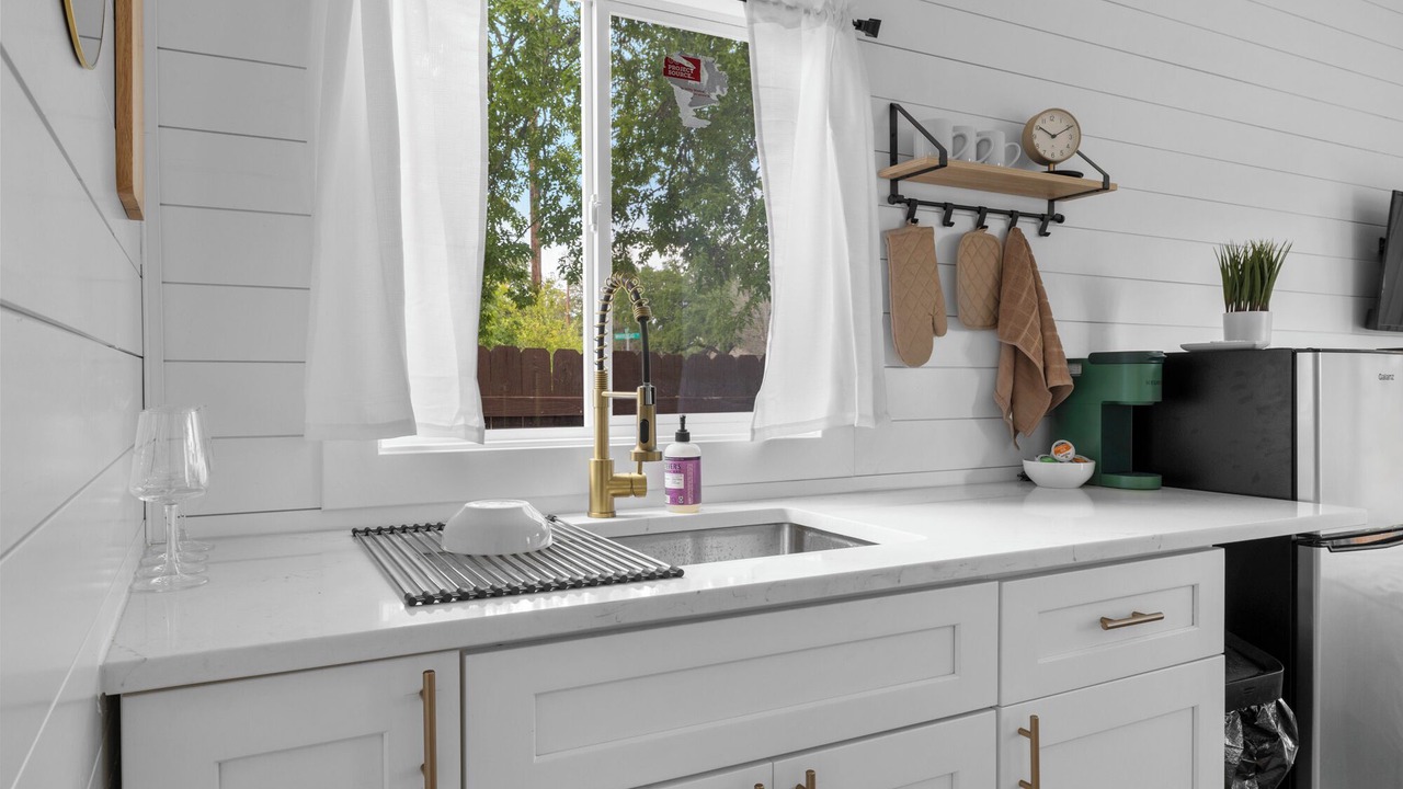 Photo of Kitchen in Apache Shores