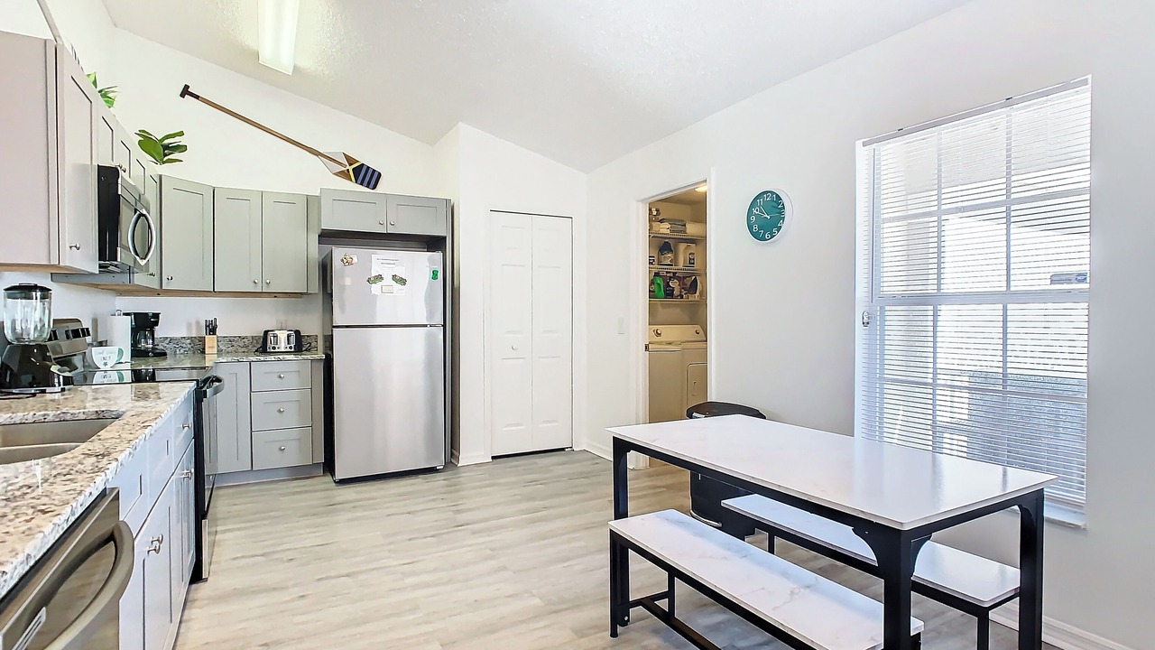 Photo of Kitchen in Crescent Lakes