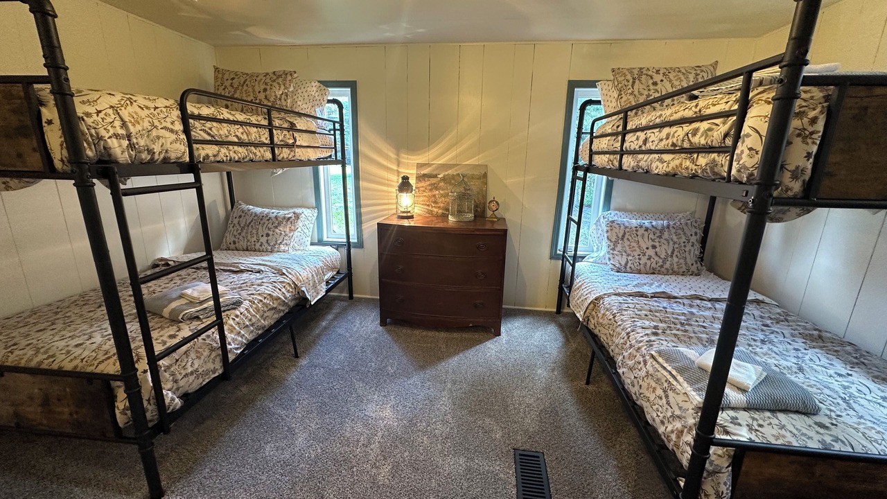 Photo of Bedroom in Babb