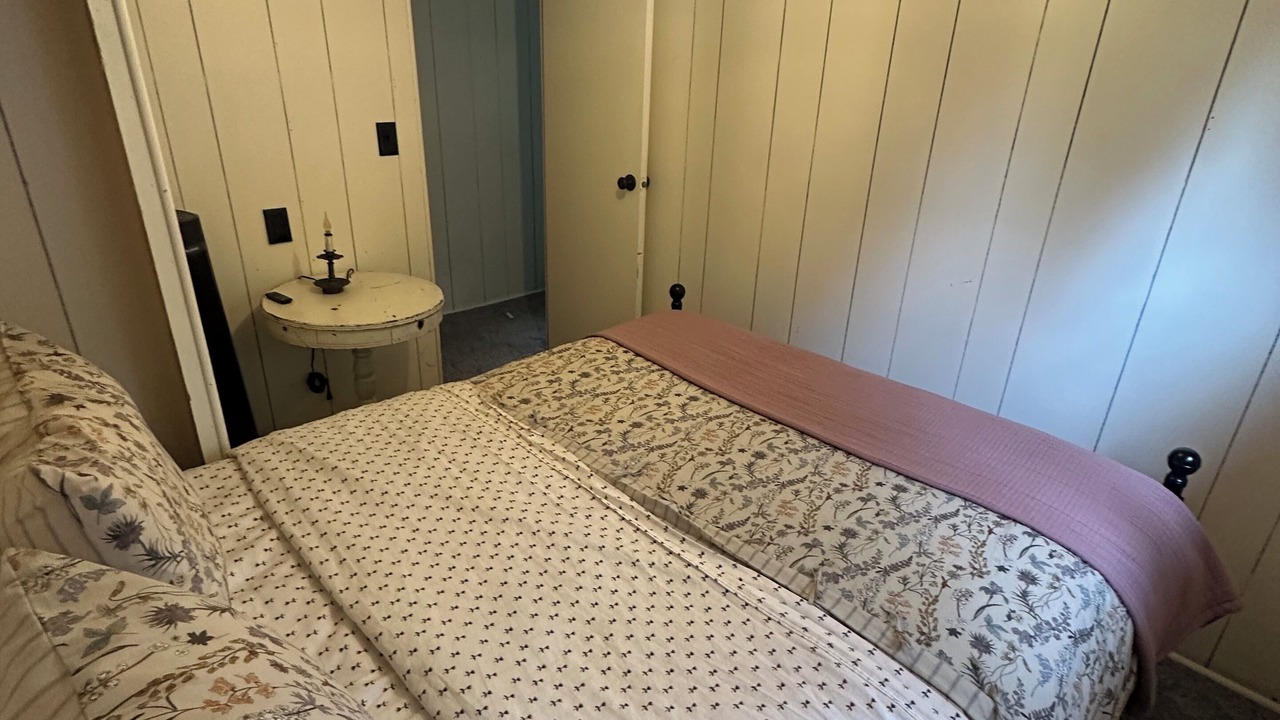 Photo of Bedroom in Babb