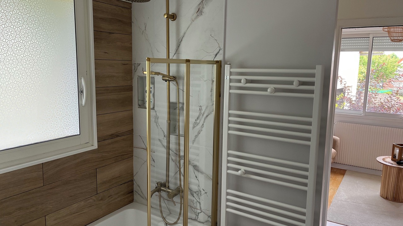 Photo of Bathroom in Enquin-les-Mines