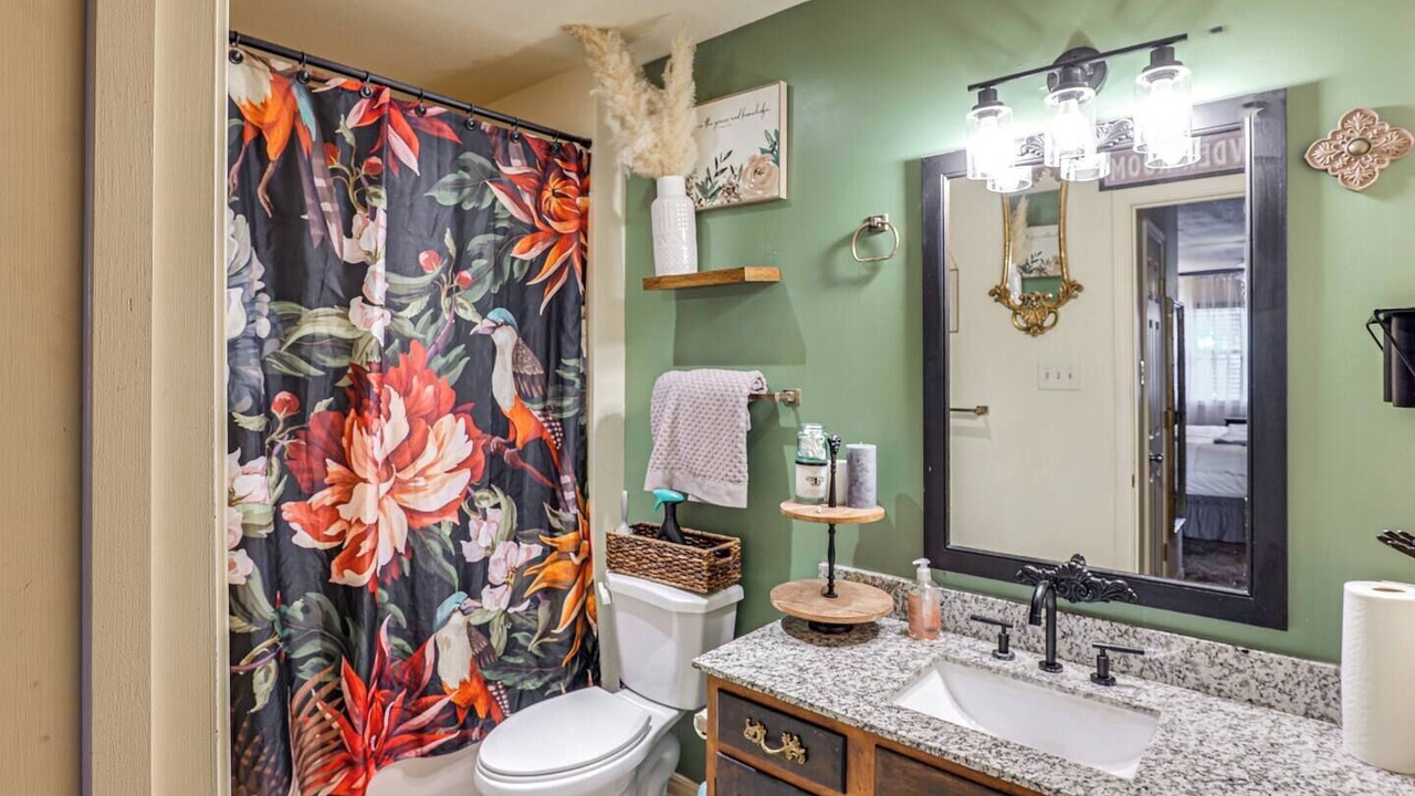 Photo of Bathroom in Roswell