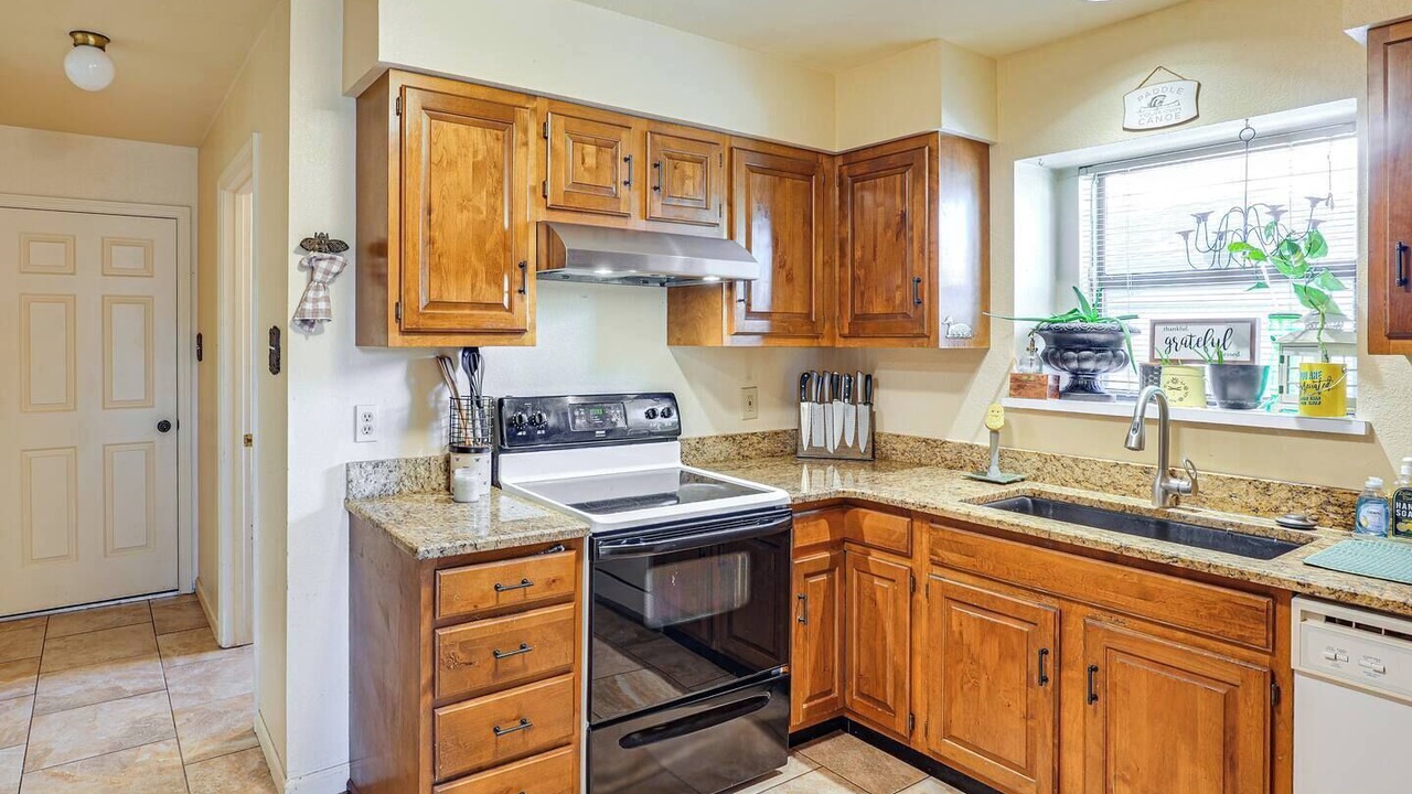 Photo of Kitchen in Roswell