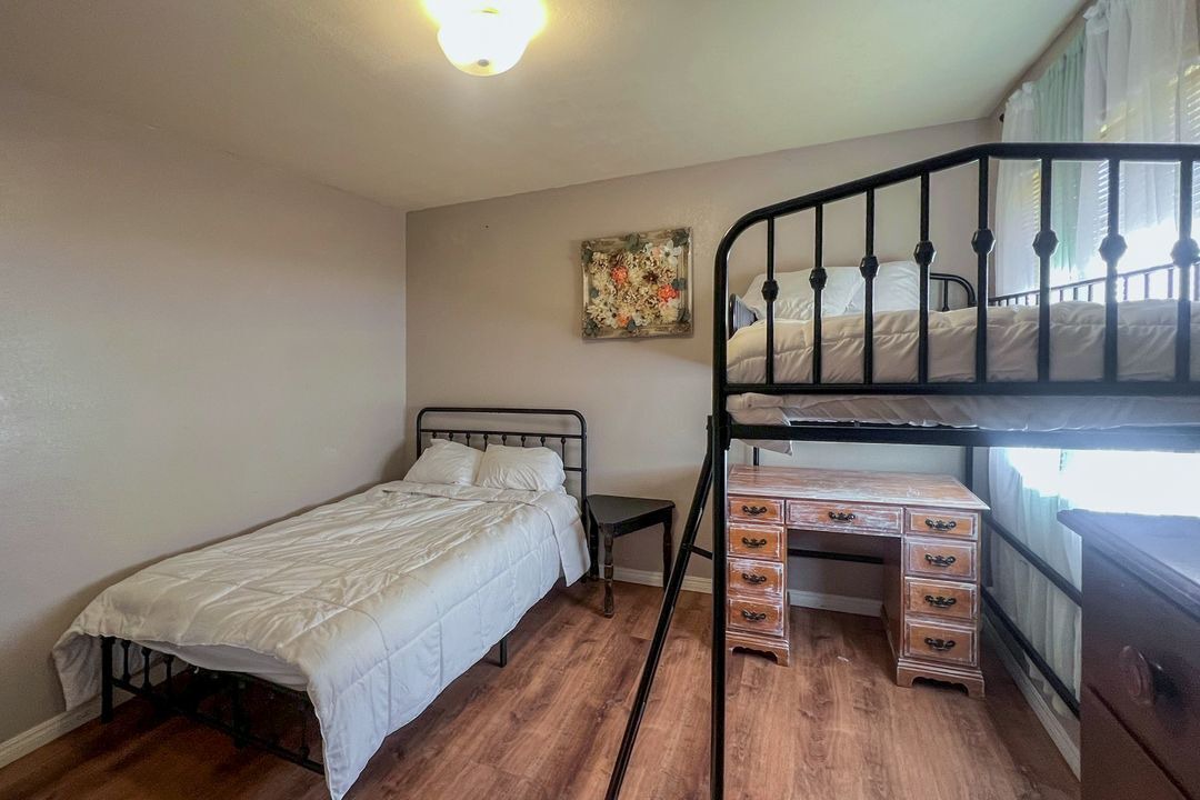 Photo of Bedroom in Roswell