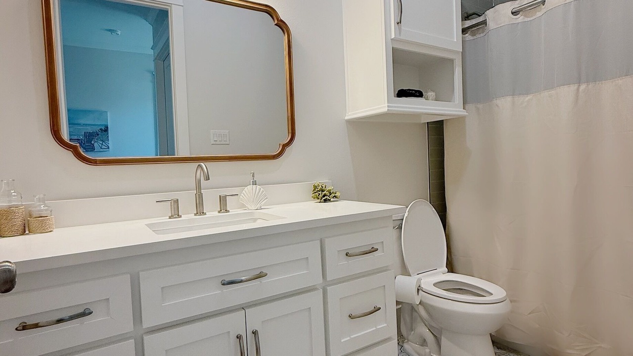 Photo of Bathroom in Terramar Beach