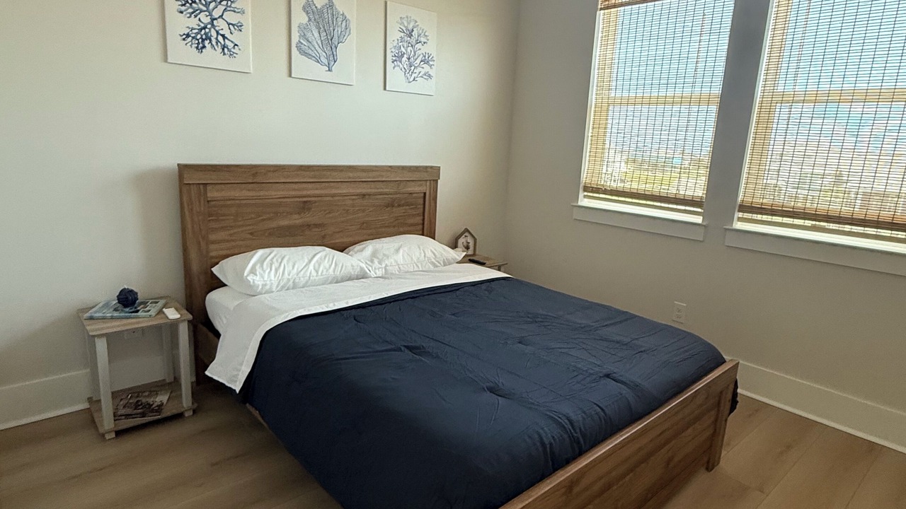 Photo of Bedroom in Terramar Beach