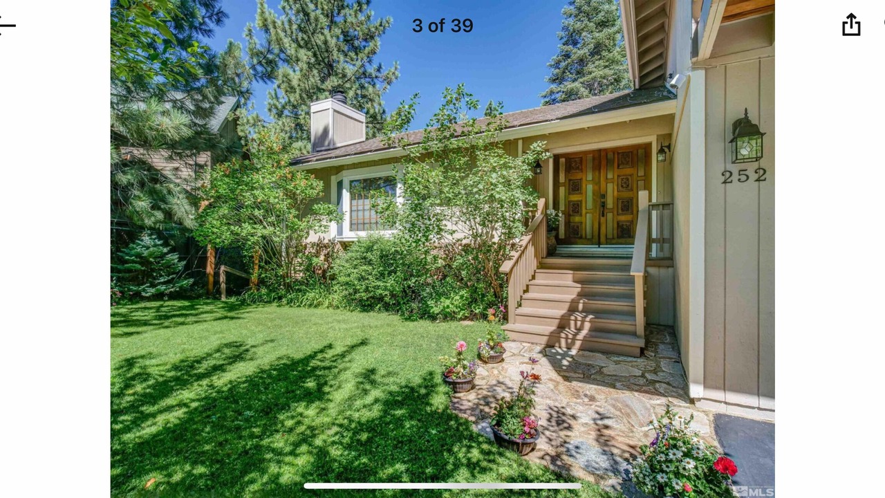 Photo of Outdoor in Round Hill Village