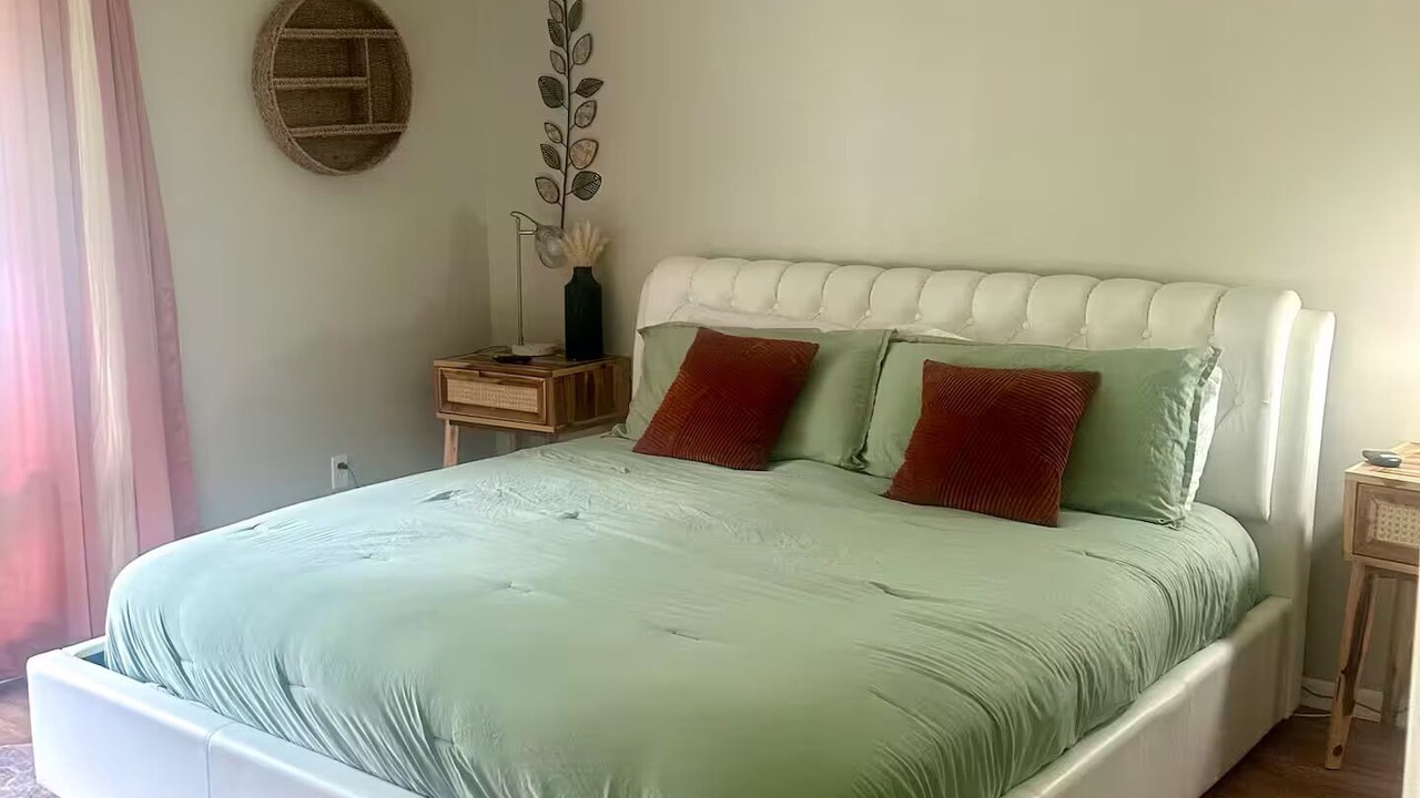 Photo of Bedroom in Windsor Hills