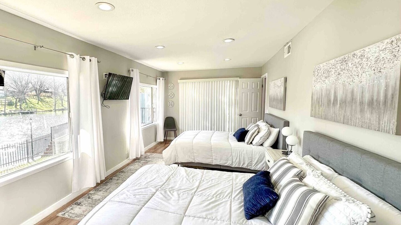 Photo of Bedroom in Windsor Hills