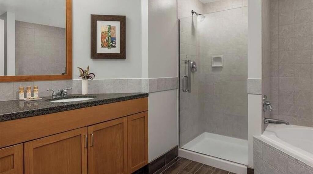 Photo of Bathroom in Lakeside Park