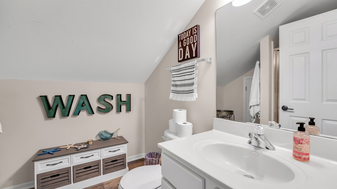 Photo of Bathroom in Camdenton