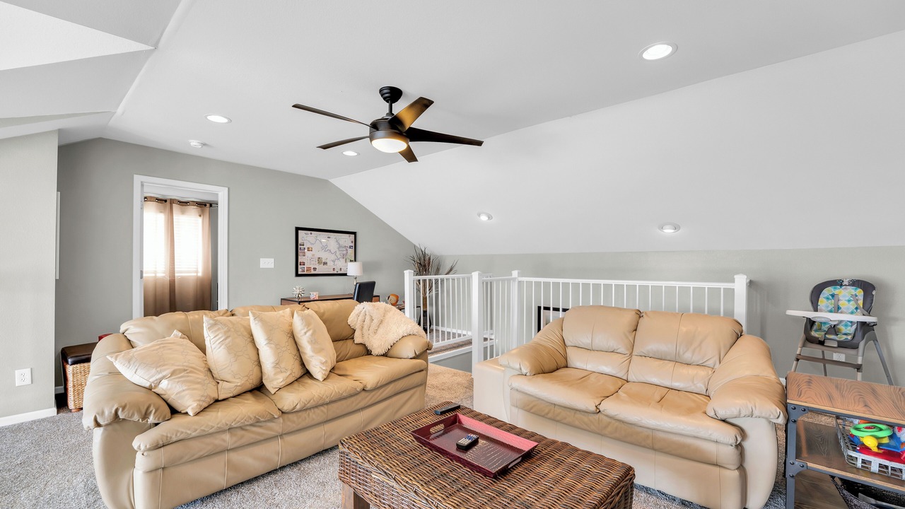 Photo of Livingroom in Camdenton