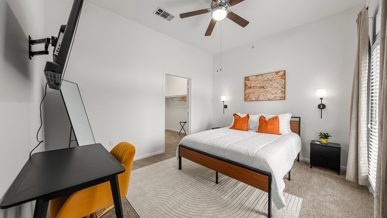 Photo of Bedroom in Montopolis