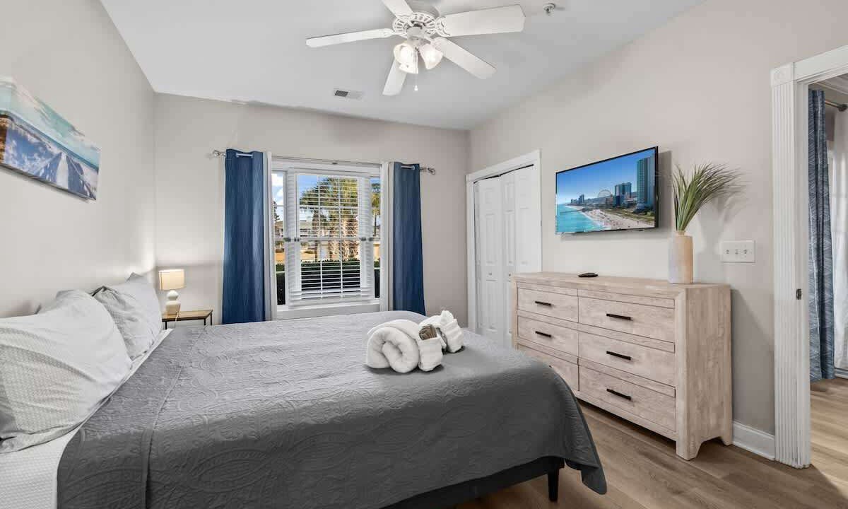 Photo of Bedroom in Central Myrtle Beach