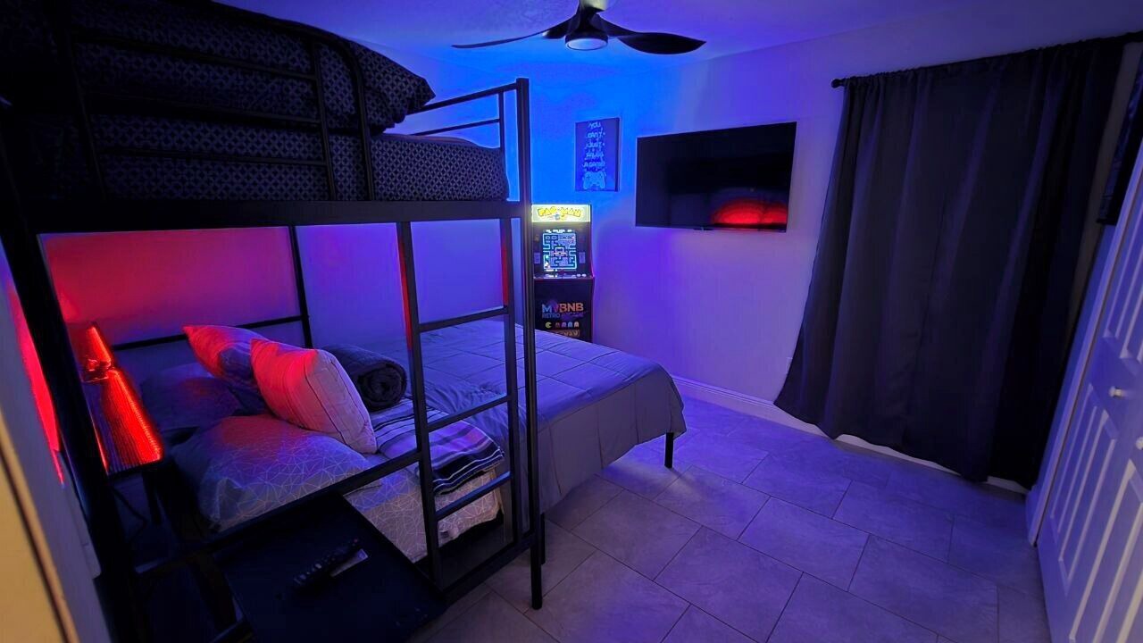 Photo of Bedroom in Windwood Bay
