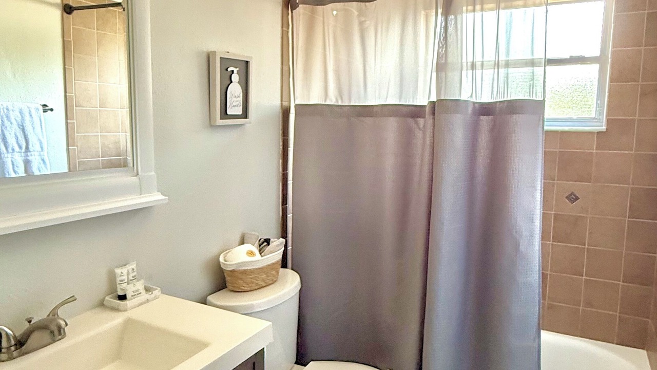 Photo of Bathroom in Windwood Bay