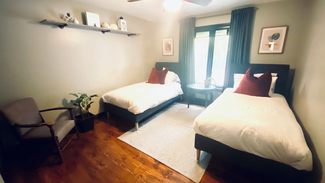 Photo of Bedroom in Oro-Medonte