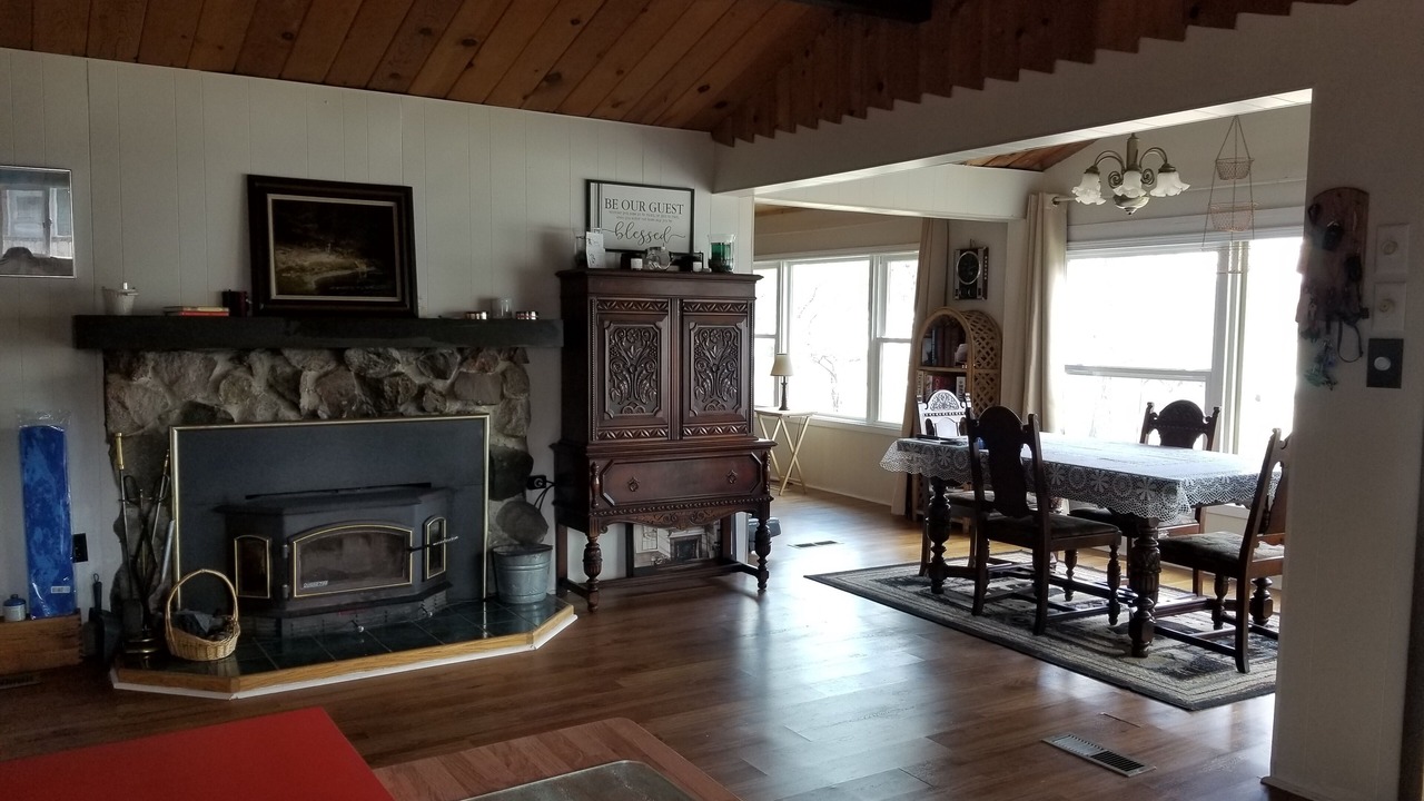 Photo of Livingroom in Harrison