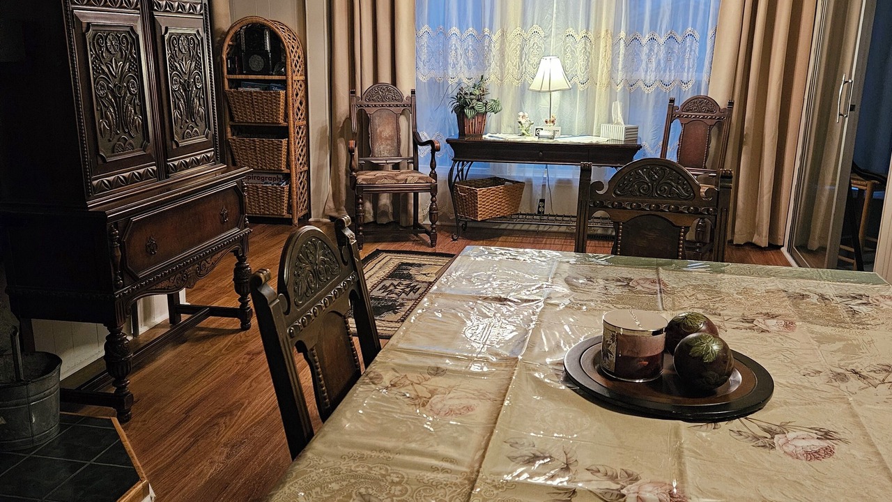 Photo of Livingroom in Harrison