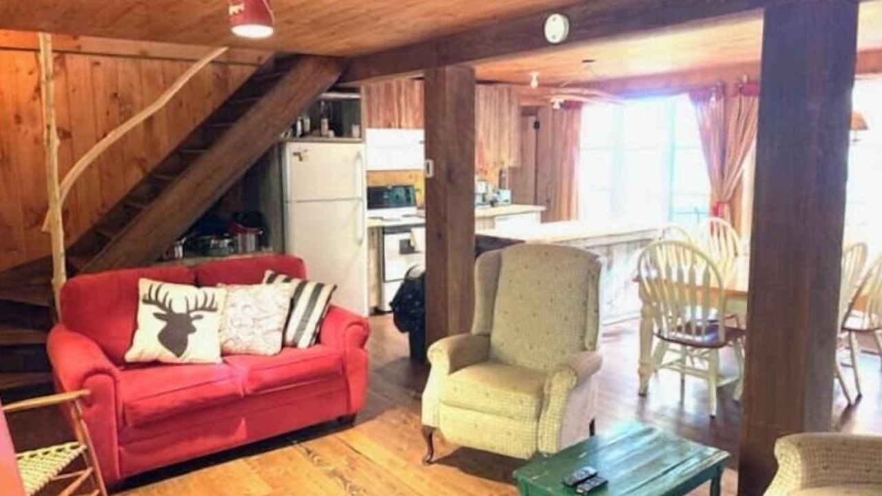 Photo of Livingroom in Ellenburg Depot