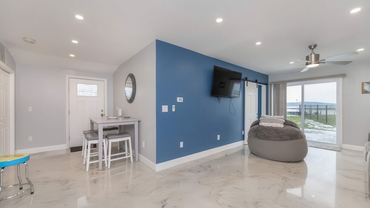 Photo of Livingroom in Sodus Point