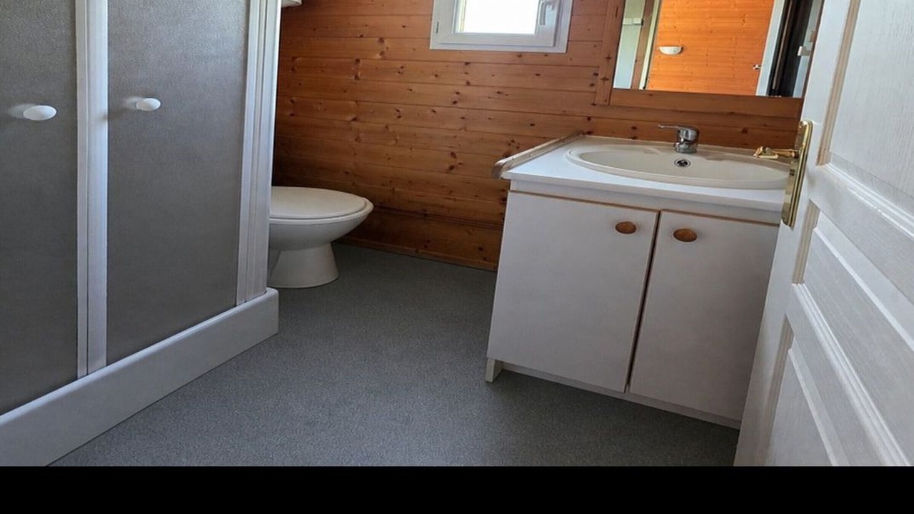 Photo of Bathroom in Darbres