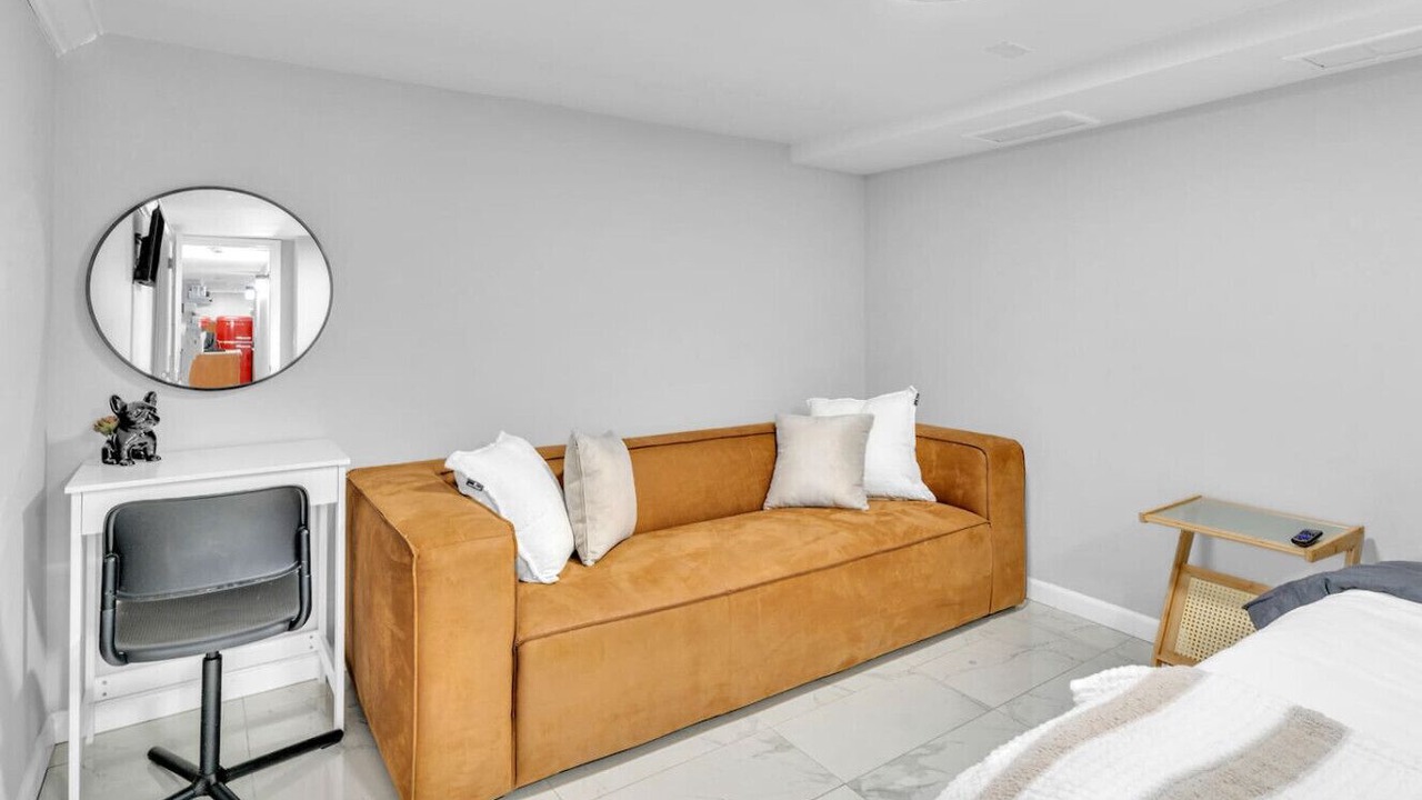 Photo of Bedroom in Constable Hook