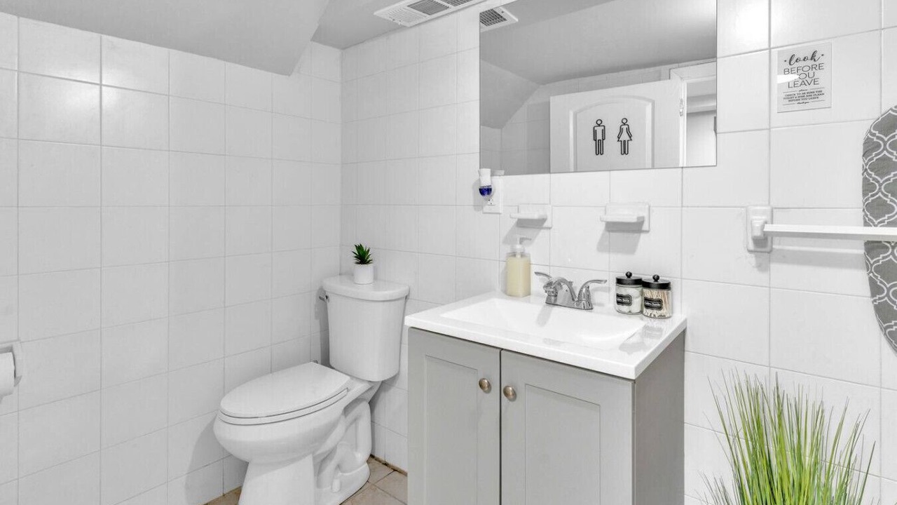 Photo of Bathroom in Constable Hook