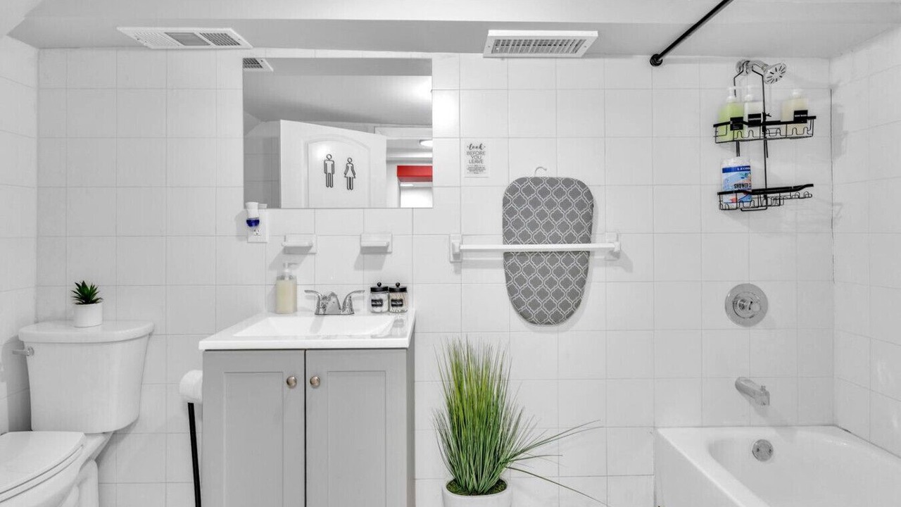 Photo of Bathroom in Constable Hook