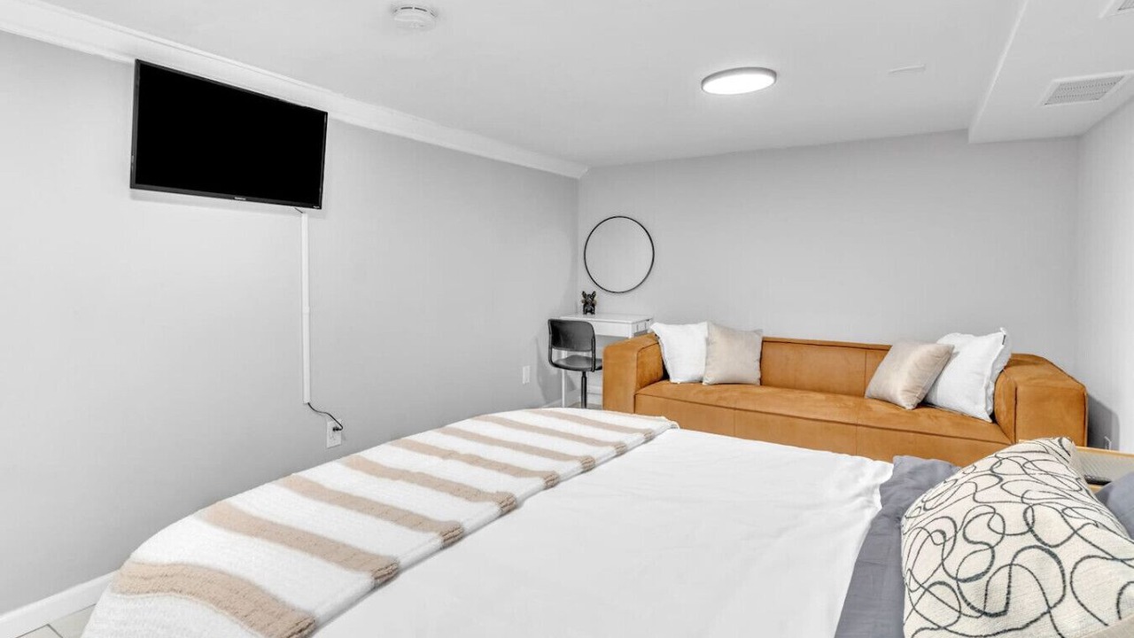 Photo of Bedroom in Constable Hook